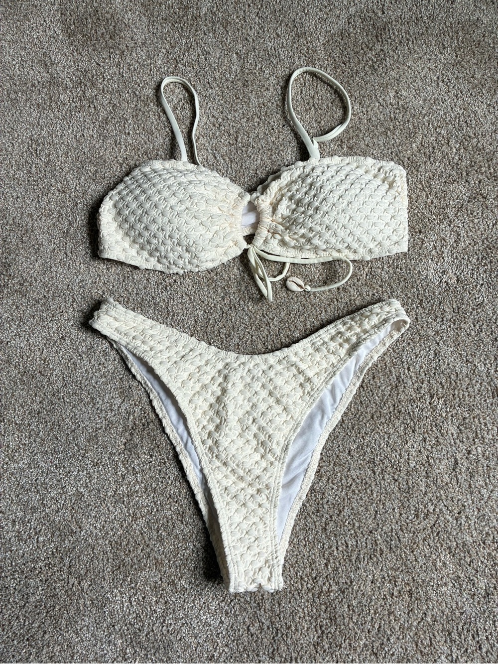 NEW! NEVER WORN Cream Bikini Set - Women Swim Bikinis